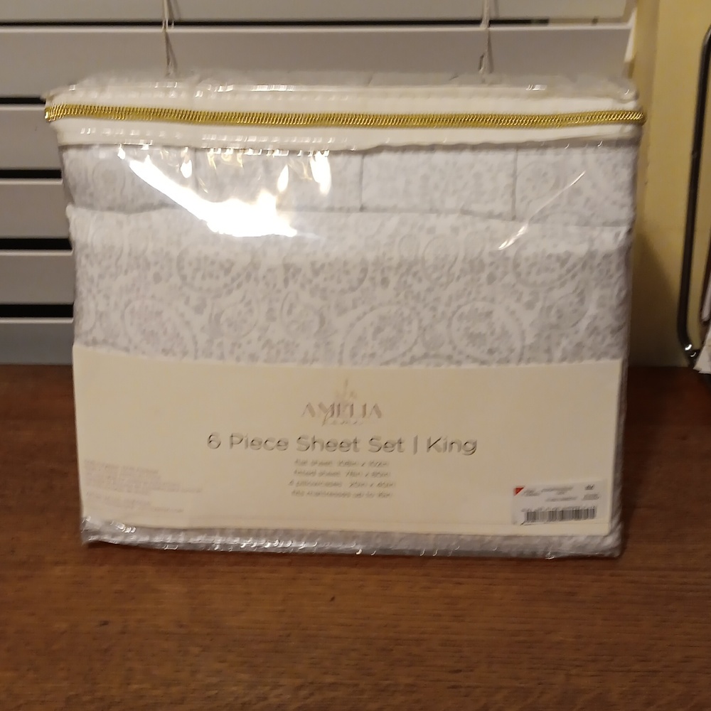 Amelia Home sheet New